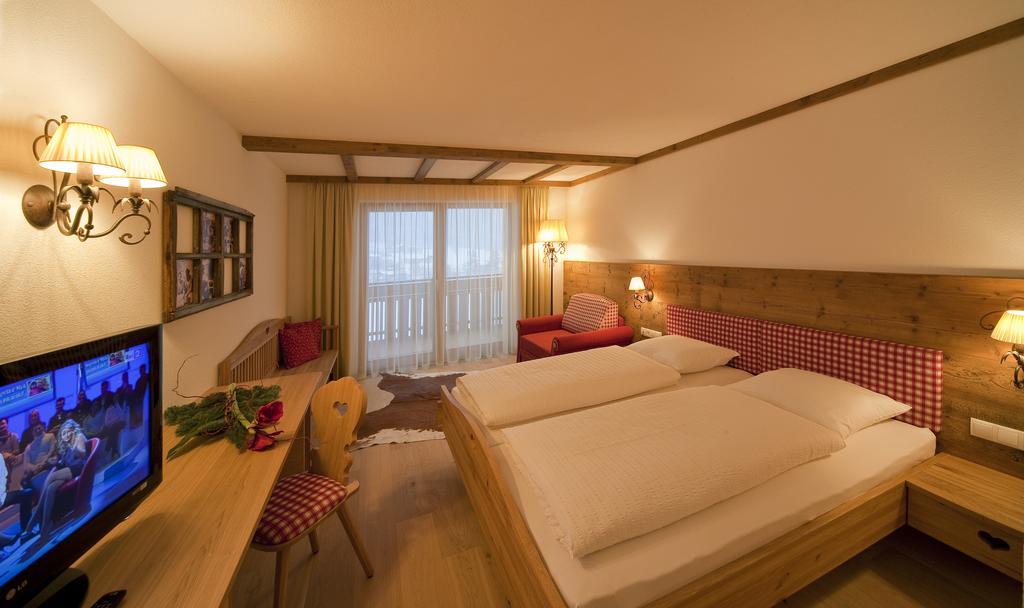 Hotel Foestlerhof Villa Ottone Esterno foto