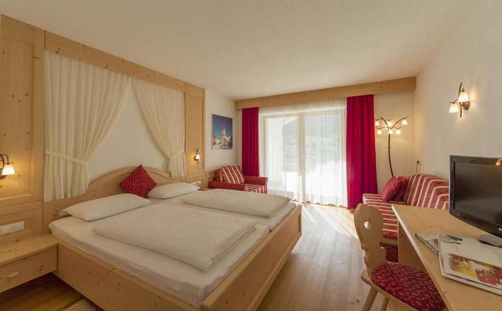 Hotel Foestlerhof Villa Ottone Esterno foto